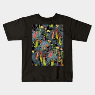 Nocturnal carnivorous flora gray-red Kids T-Shirt